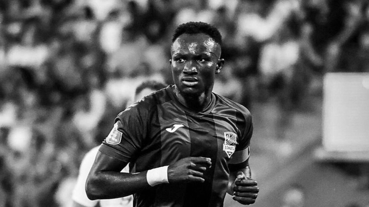 وفاة لاعب منتخب غانا "رافائيل دوامينا" خلال مباراة بالدوري الألباني 