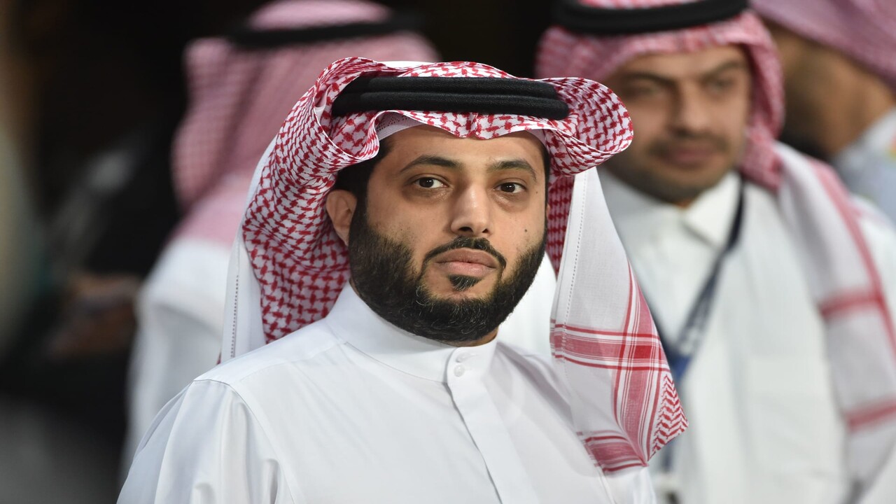 آل شيخ يوضح سبب عدم إقامة "قمة إبريل" بين الأهلي والزمالك في السعودية