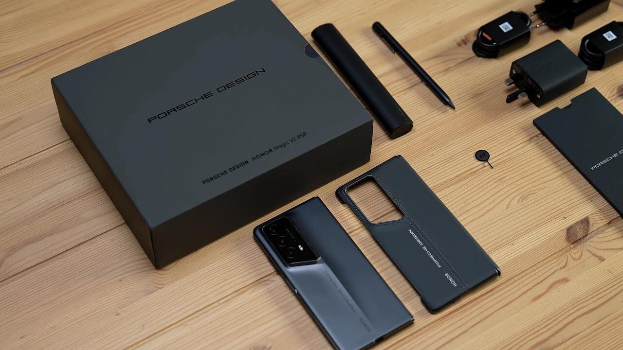 مواصفات هاتف Honor Magic V2 RSR Porsche Design 