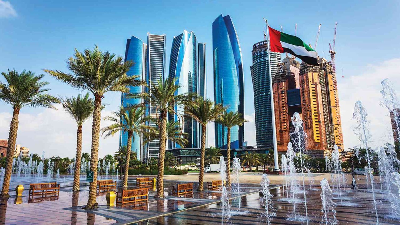 السبب وراء توجه اثرياء العالم المهاجرين إلي الامارات